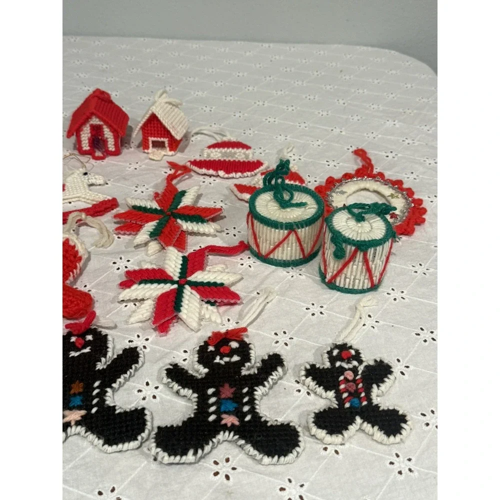 Retro 80s Plastic Canvas‎ Yarn Stitched Christmas Ornament Lot 15